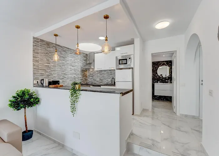 Cute In Valley Apartment *