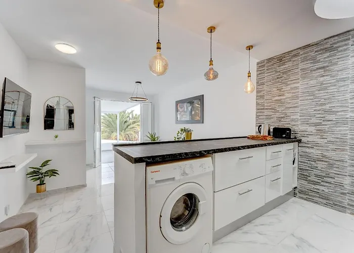 Cute In Valley Costa Adeje (Tenerife)